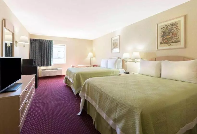 호텔 Days Inn By Wyndham Mount Vernon