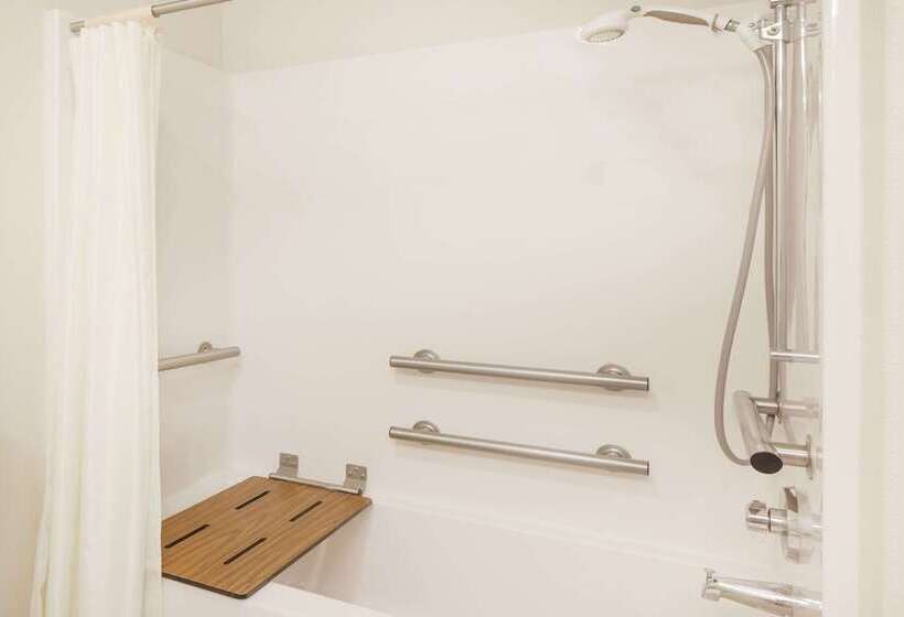 酒店 Days Inn & Suites By Wyndham New Iberia