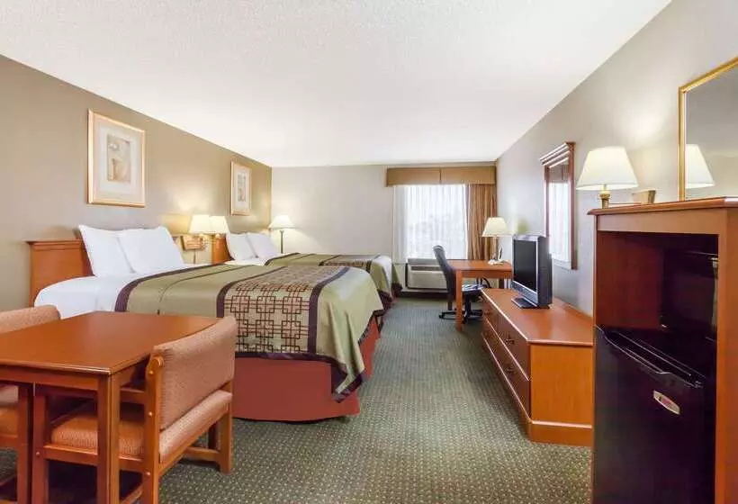 호텔 Days Inn & Suites By Wyndham New Iberia