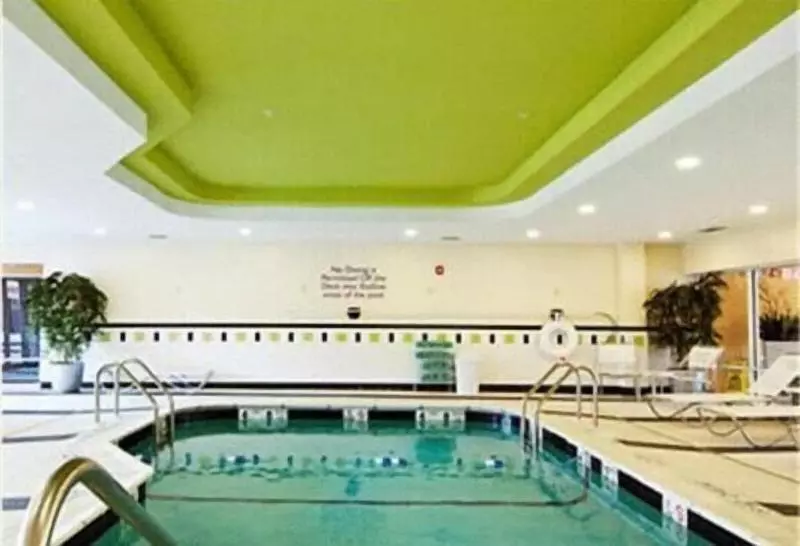 Отель Fairfield Inn And Suites By Marriott Plainville