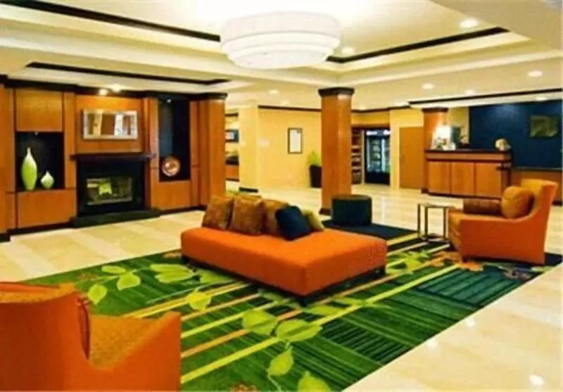 Отель Fairfield Inn And Suites By Marriott Plainville