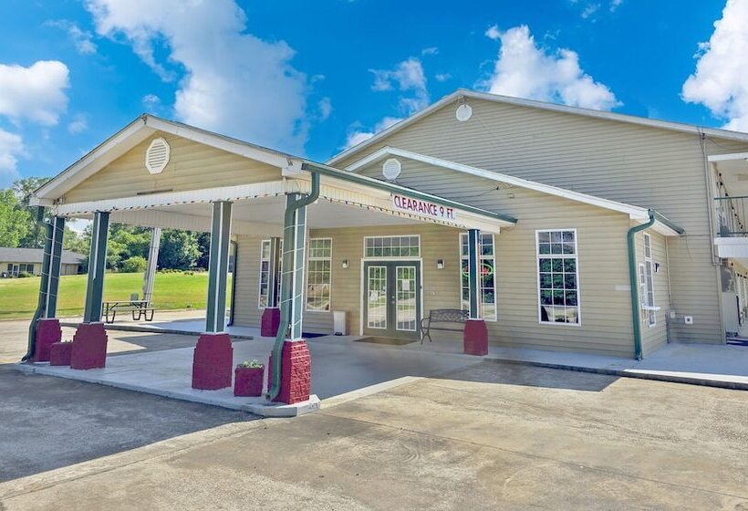 호텔 Garden Inn And Suites Near Callaway Gardens Pine Mountain