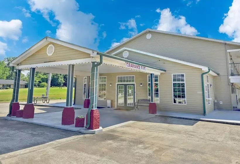 Hotel Garden Inn And Suites Near Callaway Gardens Pine Mountain