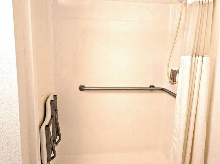 호텔 Garden Inn And Suites Near Callaway Gardens Pine Mountain