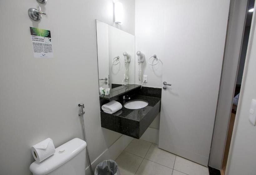 ホテル Gralha Azul