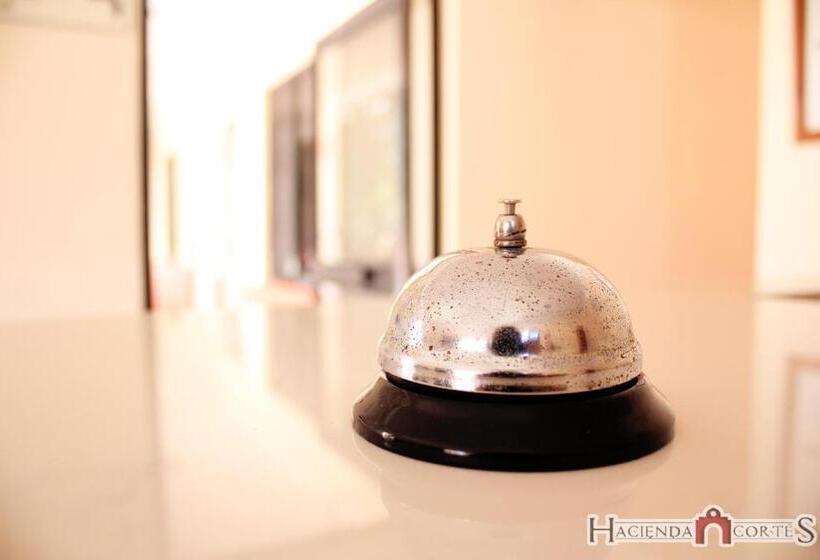 酒店 Hacienda Cortes