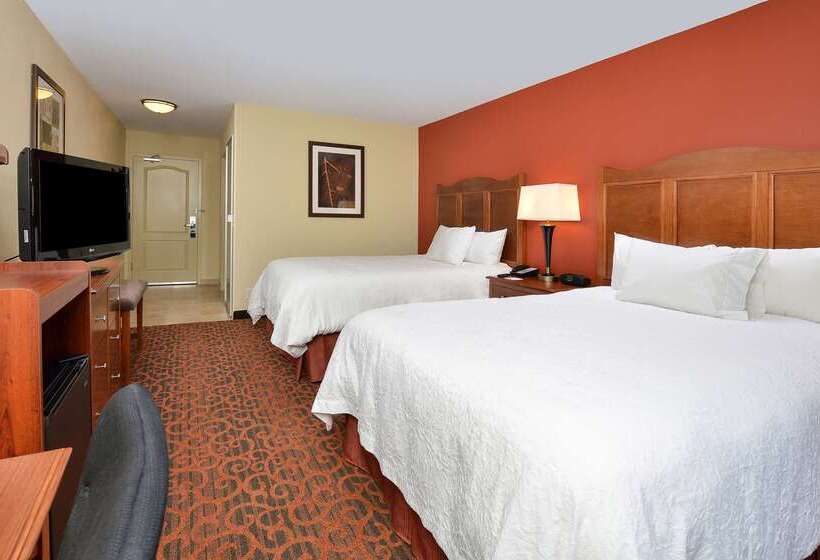 هتل Hampton Inn Ottumwa