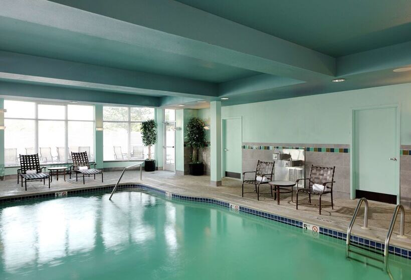 בית מלון כפרי Hilton Garden Inn Milford