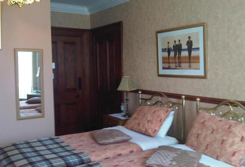 هتل James Cottage B&b