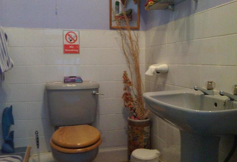 هتل James Cottage B&b