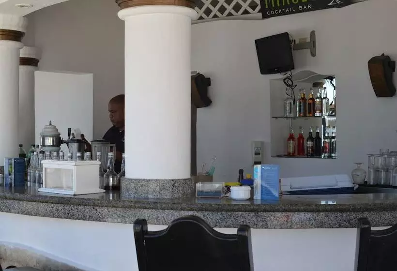 هتل Lifestyle Royal Suites