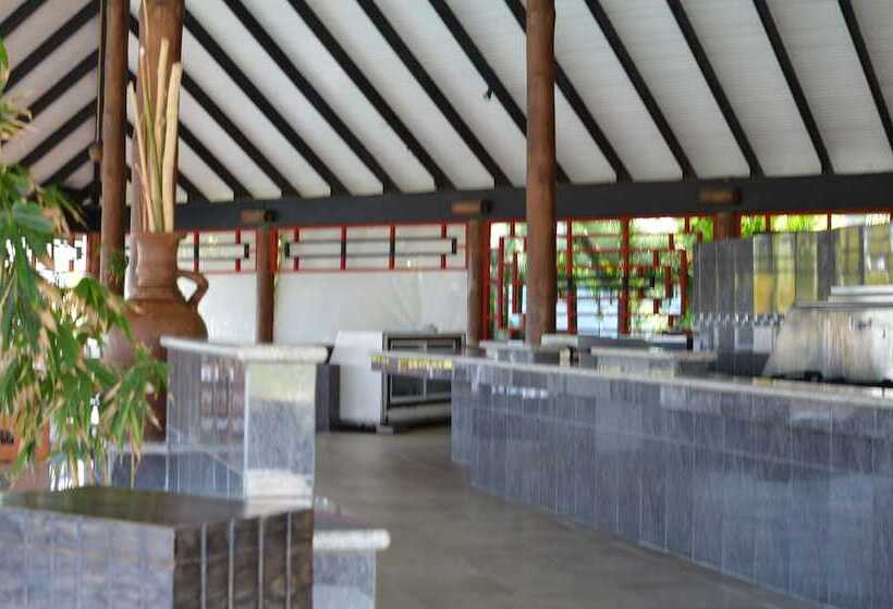 هتل Lifestyle Royal Suites