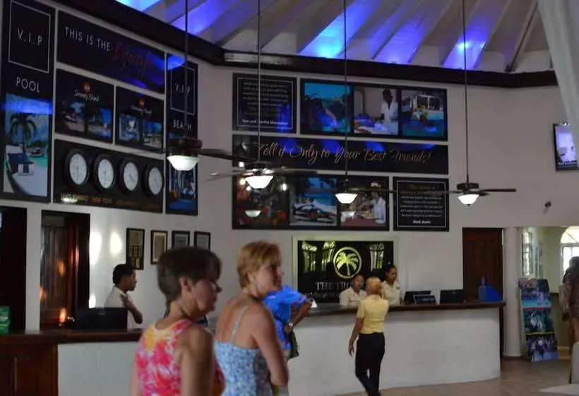 هتل Lifestyle Royal Suites