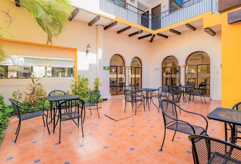 בית מלון כפרי Maison Del Embajador