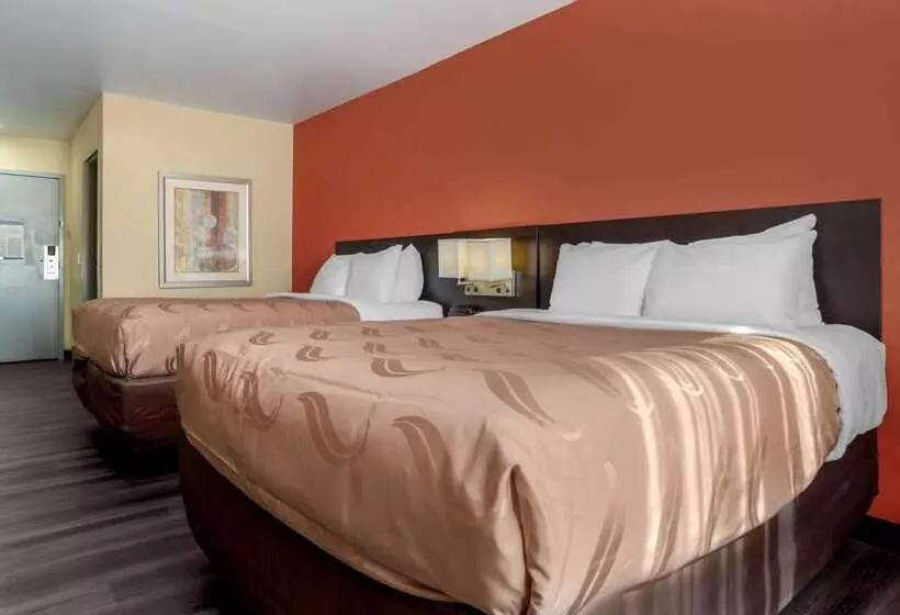 בית מלון כפרי Quality Inn Phenix City Columbus