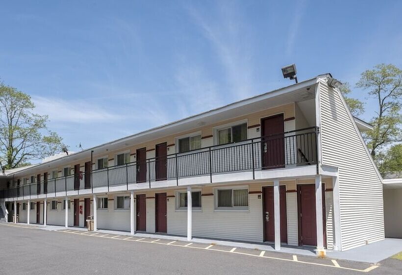 ホテル Red Roof Inn Neptune  Jersey Shore