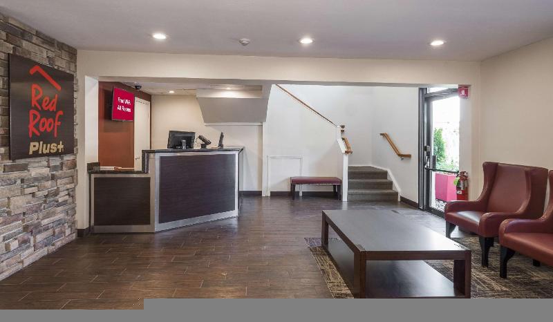 ホテル Red Roof Inn Plus+ Poughkeepsie