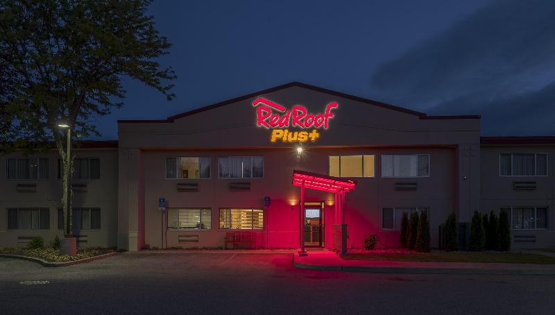 ホテル Red Roof Inn Plus+ Poughkeepsie