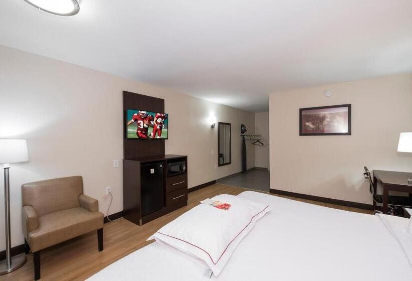 ホテル Red Roof Inn Plus+ Poughkeepsie