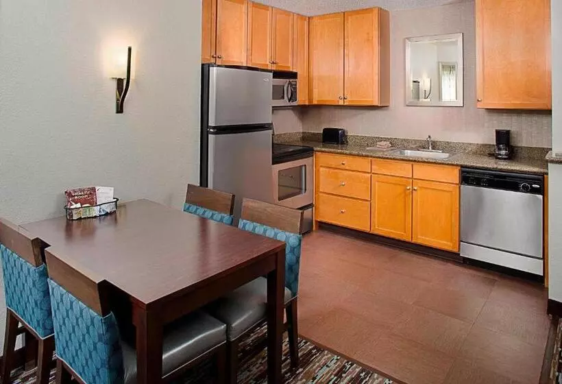 בית מלון כפרי Residence Inn Worcester