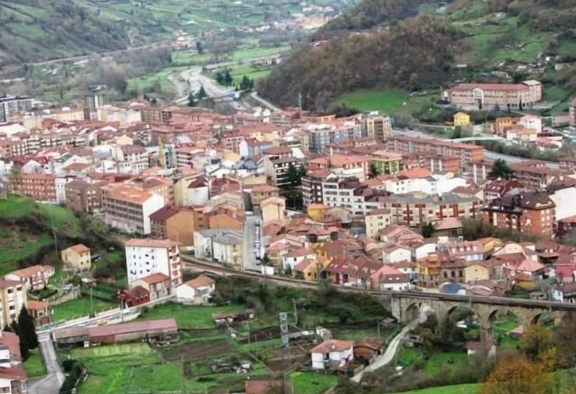 ホテル Ruta De La Plata De Asturias