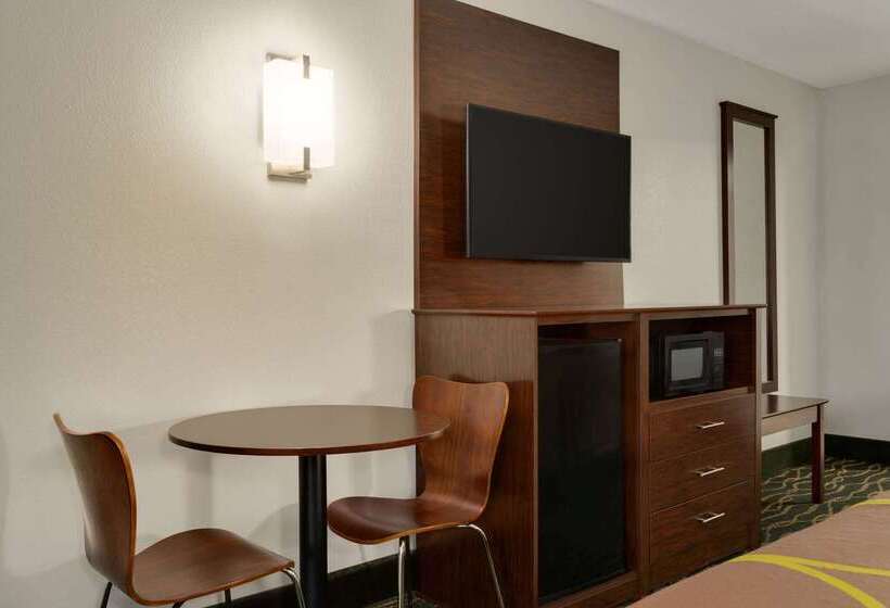 فندق Super 8 By Wyndham Pearl/jackson/east