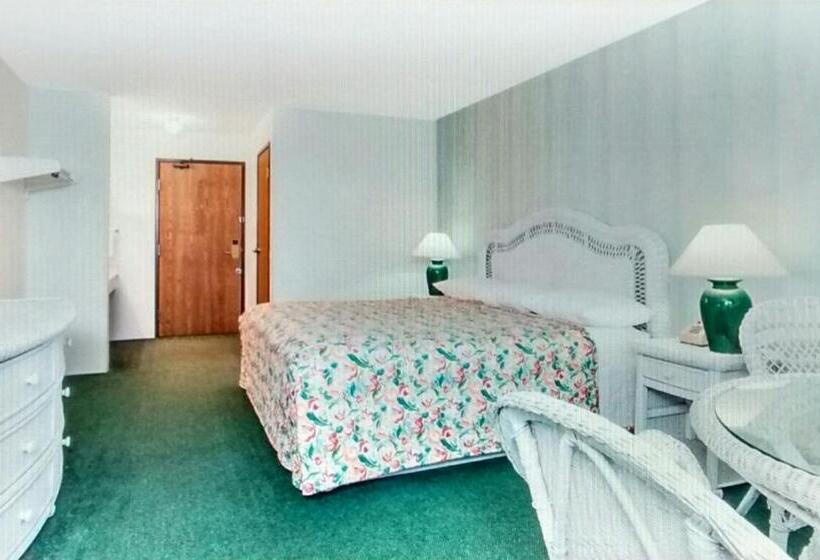 בית מלון כפרי Super 8 By Wyndham Reedsburg