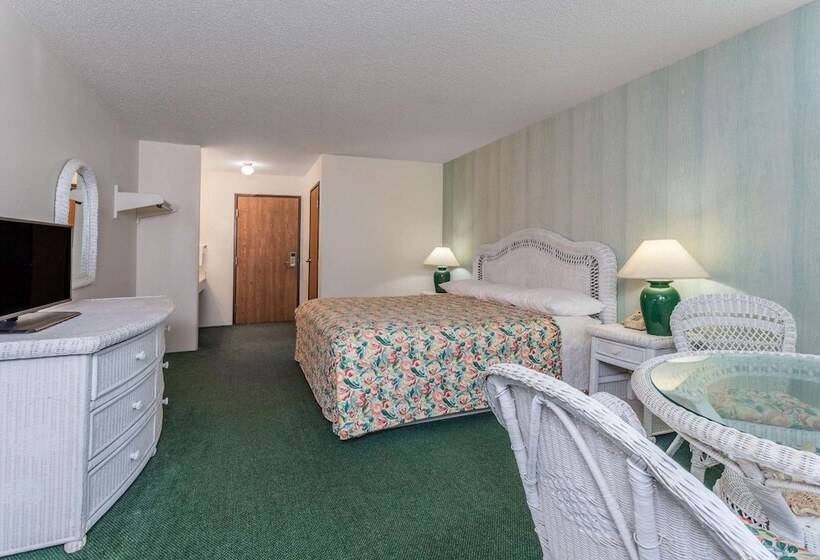 בית מלון כפרי Super 8 By Wyndham Reedsburg