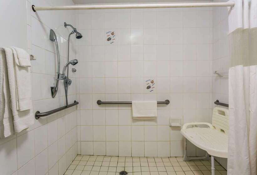 酒店 Travelodge Suites By Wyndham Lake Okeechobee