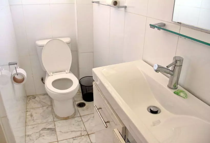 Hotel Tropic Of Capricorn