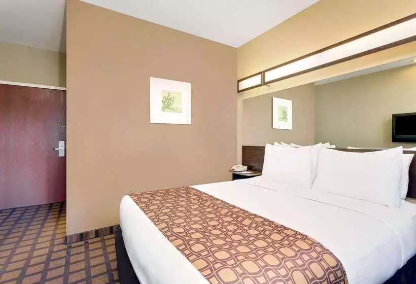 Microtel By Wyndham Perry National Fairground Area I 75