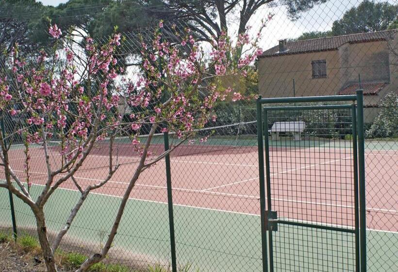 إقامة Lagrange Vacances Le Domaine Des Grands Pins