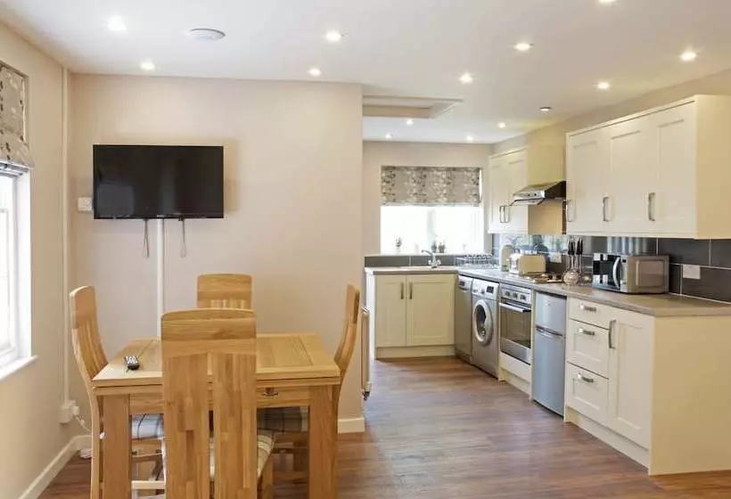 Aamiaismajoitus (B&B) Marsh House Farm