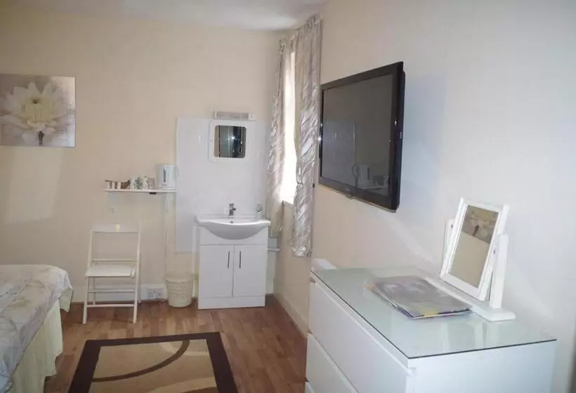 Отель Abbey Lodge Guest House