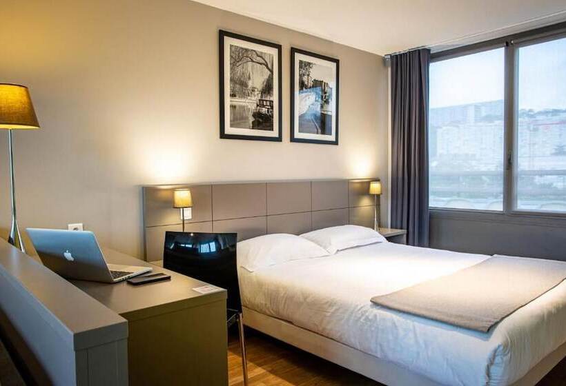 Hotel Adonis Lyon Dock Ouest