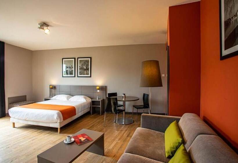 Hotel Adonis Lyon Dock Ouest