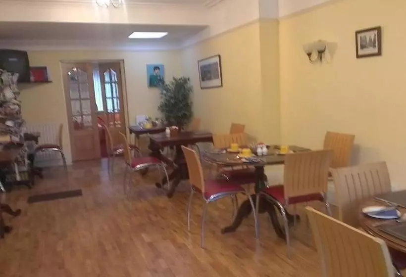 Отель All Seasons Belfast