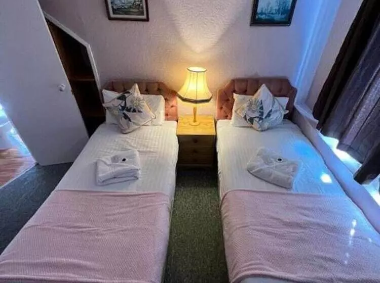 Отель Belvedere Guest House, Great Yarmouth