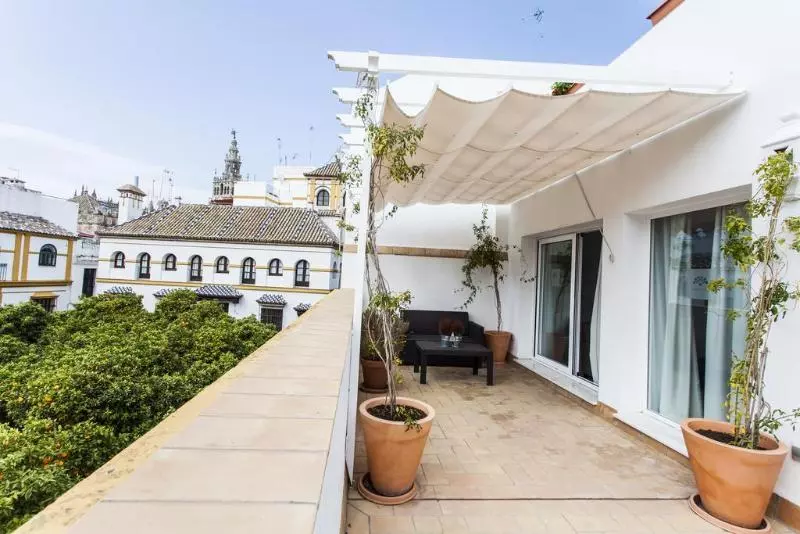 هتل Boutique Elvira Plaza