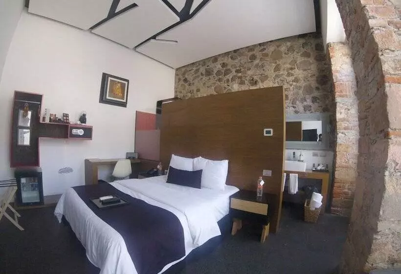 هتل Boutique Mo17