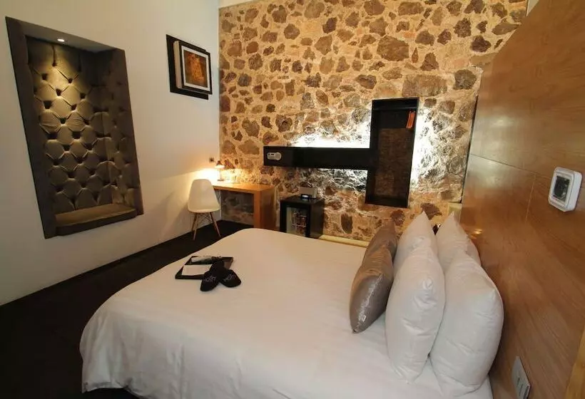 هتل Boutique Mo17