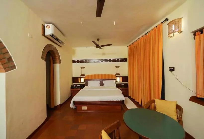 Hotel Bth Sarovaram
