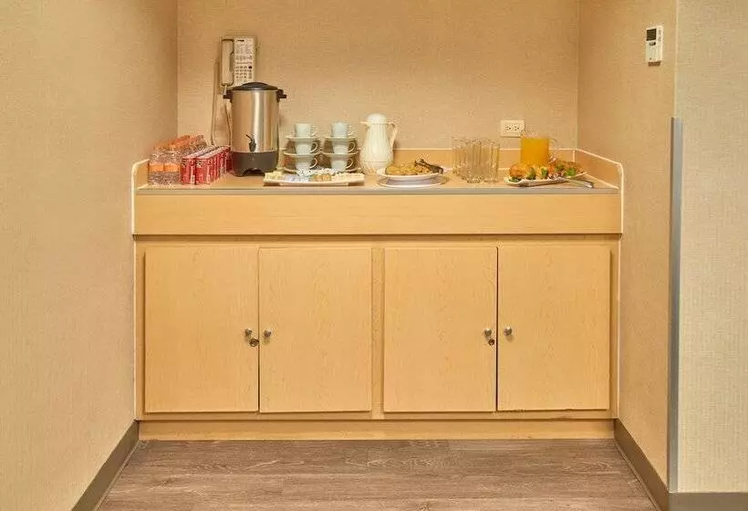 호텔 City Express By Marriott Nogales