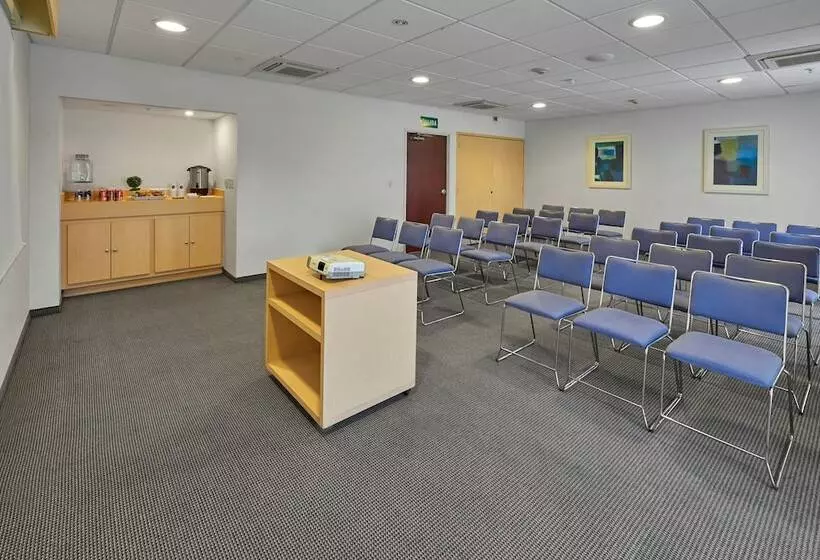 호텔 City Express By Marriott Nogales