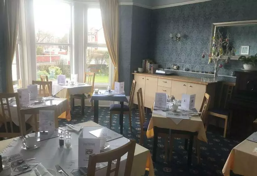 هتل Edendale House