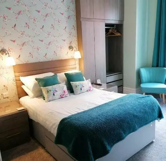 هتل Edendale House