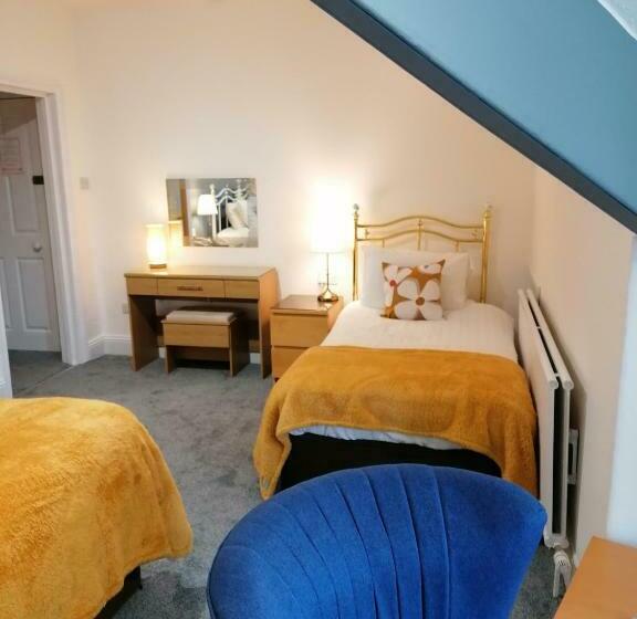 فندق Edendale House