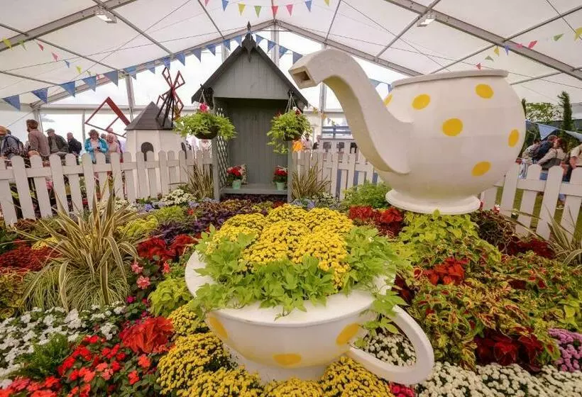 هتل Edendale House