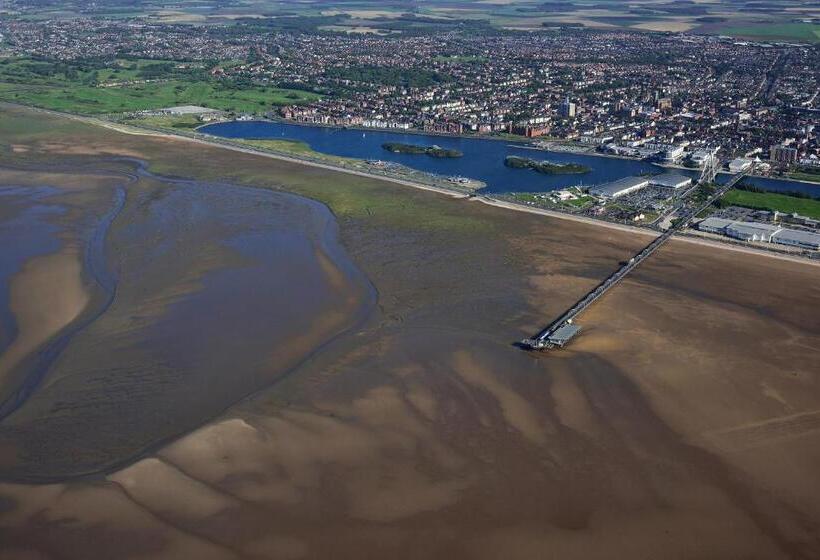 فندق Edendale House