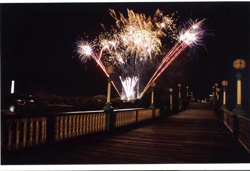 فندق Edendale House